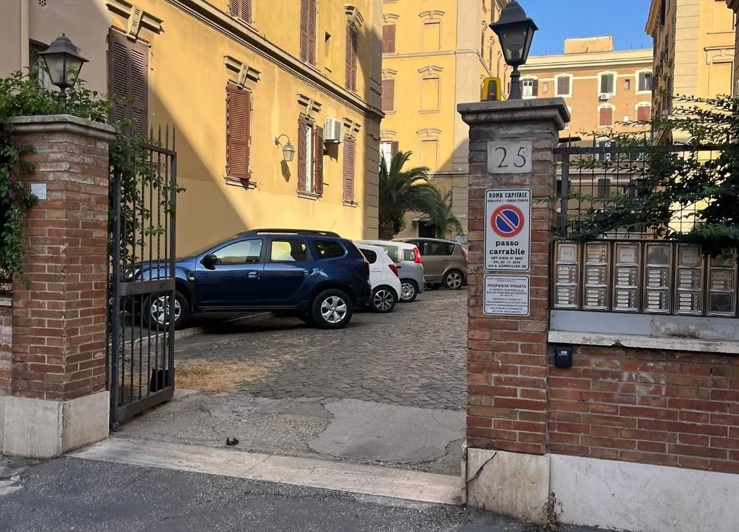 Roma Central Apartment San Giovanni Italia